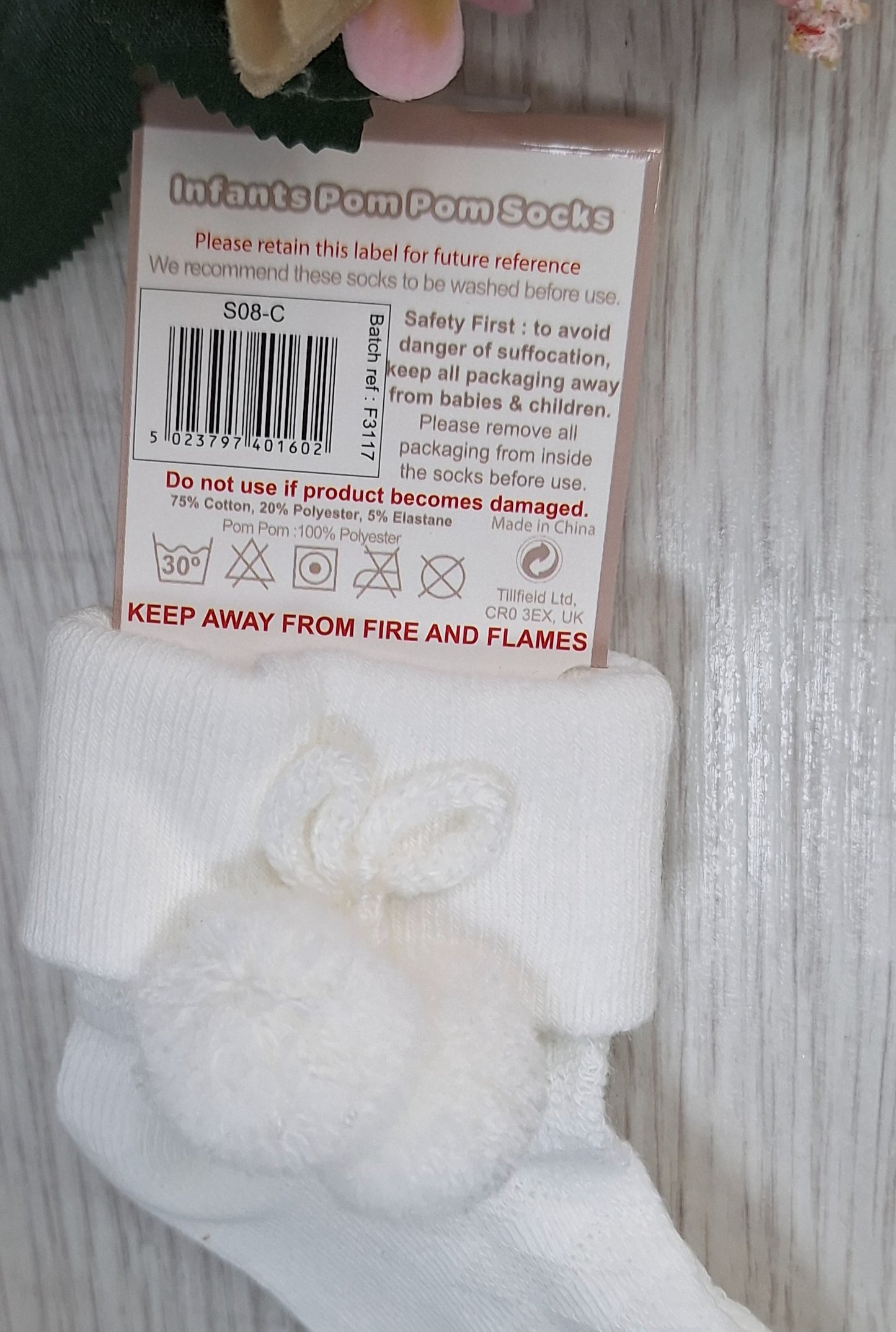 Cream Ankle Pompom Sock's