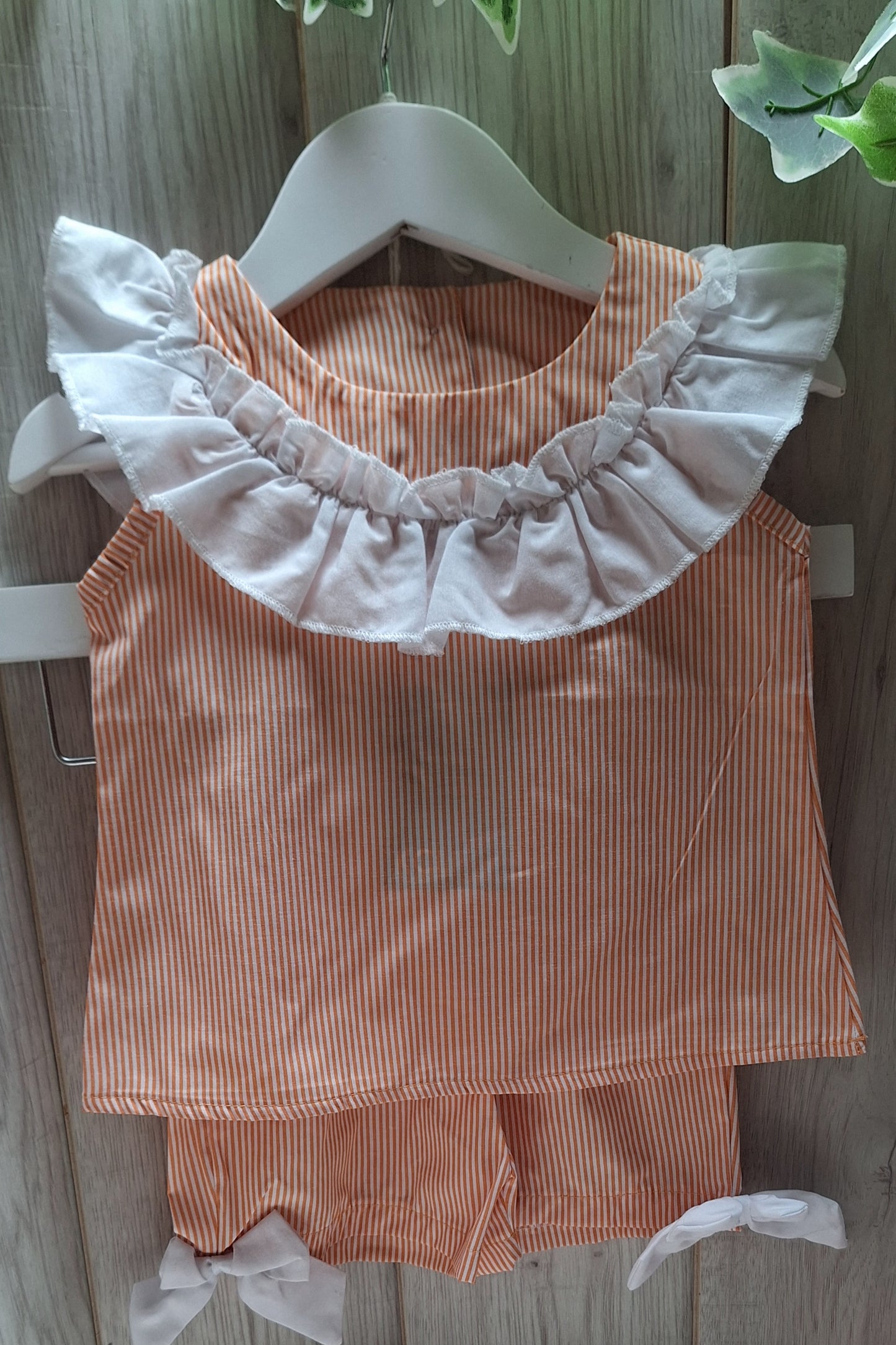 Girl's candy stripe 2 PC set